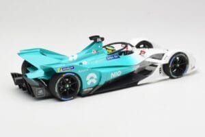 NIO 004 Team NIO #8 T. Dillmann Formula E Season 5 2019 Minichamps 1:18 114180008 Metal — zdjęcie 2 z 6