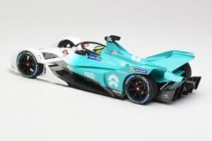 NIO 004 Team NIO #8 T. Dillmann Formula E Season 5 2019 Minichamps 1:18 114180008 Metal — zdjęcie 5 z 6
