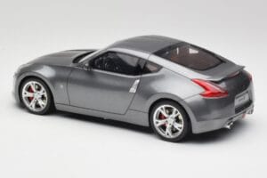 Nissan 370Z Z34 Gun Metallic Otto 1:18 OT465 Żywica — zdjęcie 5 z 6