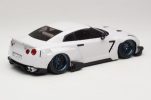 Nissan GT-R R35 Boost Wars 2 Biały Jp Kraemo 1:18 KRAEMO001 Metal — zdjęcie 3 z 7