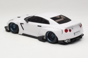 Nissan GT-R R35 Boost Wars 2 Biały Jp Kraemo 1:18 KRAEMO001 Metal — zdjęcie 6 z 7