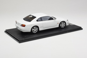 Nissan Silvia S15 Spec-S Biały Cracked Plexi One Model 1:18 REMC034 Metal — zdjęcie 3 z 7
