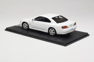 Nissan Silvia S15 Spec-S Biały Cracked Plexi One Model 1:18 REMC034 Metal — zdjęcie 5 z 7