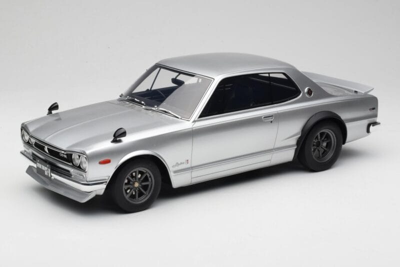 Nissan Skyline C10 2000 GT-R Srebrny Otto 1:12 G094 Żywica
