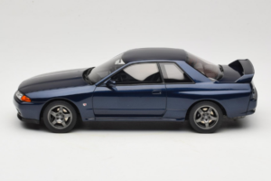 Nissan Skyline GT-R BNR32 Dark Blue Pearl Otto 1:18 OT1199 Żywica — zdjęcie 3 z 6