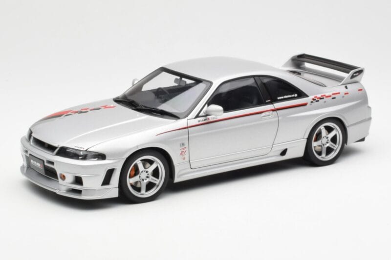 Nissan Skyline GT-R R33 R-Tune Srebrny AUTOart 1:18 77326 Metal