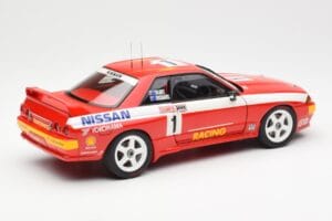 Nissan Skyline GT-R R32 #1 J. Richards / M. Skaife Bathurst 1000 Winner 1992 AUTOart 1:18 89279 Metal — zdjęcie 3 z 8