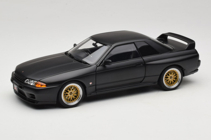 Nissan Skyline GT-R R32 V-Spec II Tuned Version Matt Black AUTOart 1:18 77418 Metal