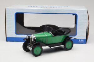 Opel 4 PS Laubfrosch Zielony MCG 1:18 MCG18050 Metal — zdjęcie 6 z 6