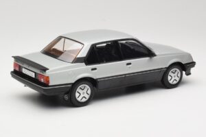 Opel Ascona C SR Srebrny MCG 1:18 MCG18460 Metal — zdjęcie 2 z 6