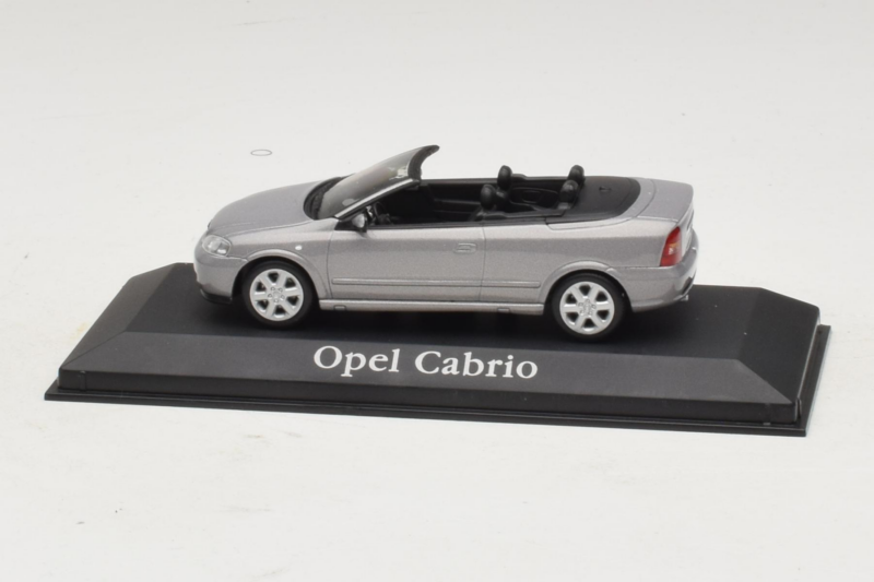 Opel Astra G Kabriolet Grey Metallic Minichamps 1:43 ASTRA001 Metal