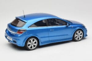 Opel Astra H OPC Arden Blue Otto 1:18 OT473 Żywica — zdjęcie 2 z 6