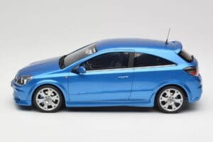 Opel Astra H OPC Arden Blue Otto 1:18 OT473 Żywica — zdjęcie 3 z 6