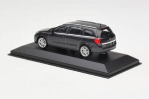 Opel Astra H Kombi Ciemnoszary Minichamps 1:43 ASTRA002 Metal — zdjęcie 3 z 4