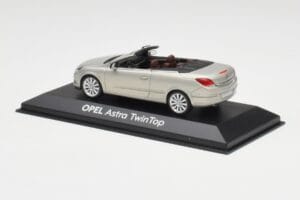 Opel Astra H Twin Top Srebrny Minichamps 1:43 403045633 Metal — zdjęcie 3 z 4