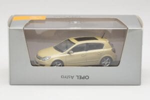 Opel Astra H Żółty Metaliczny Minichamps 1:43 403043003 Metal — zdjęcie 4 z 4