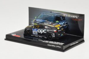 Opel Astra OPC #142 Rathje / Bueler / Scharf / Hoffmeister 24 Hours Nurburgring 2010 Minichamps 1:43 437104142 Metal — zdjęcie 3 z 4