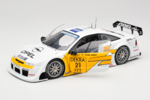 Opel Calibra V6 #21 N. Amorim DTM 1995 UT Models 1:18 180954221 Metal — zdjęcie 2 z 8