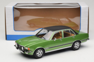 Opel Commodore B Zielony MCG 1:18 MCG18565 Metal — zdjęcie 6 z 6