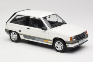 Opel Corsa A Sprint Biały MCG 1:18 MCG18432 Metal — zdjęcie 4 z 6