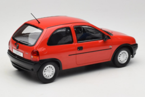 Opel Corsa B Czerwony MCG 1:18 MCG18513 Metal — zdjęcie 2 z 6