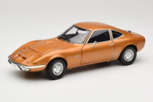 Opel GT Złoty Minichamps 1:18 180049025 Metal