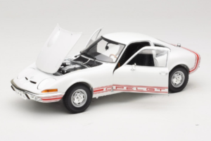 Opel GT Biały Minichamps 1:18 180049027 Metal — zdjęcie 2 z 8