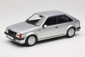 Opel Kadett D GTE Srebrny MCG 1:18 MCG18533 Metal