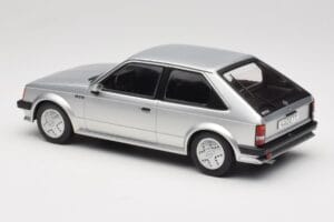 Opel Kadett D GTE Srebrny MCG 1:18 MCG18533 Metal — zdjęcie 5 z 6