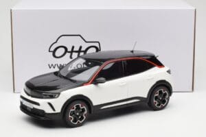 Opel Mokka-E GS Line Jada Biały Otto 1:18 OT1045 Żywica — zdjęcie 6 z 6
