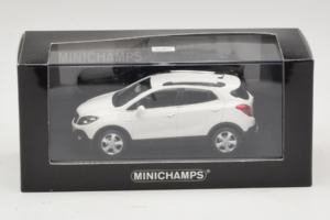 Opel Mokka Biały Minichamps 1:43 410042100 Metal — zdjęcie 4 z 4