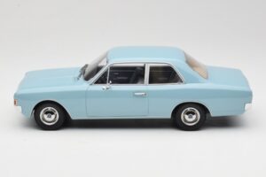 Opel Rekord C Jasnoniebieski Minichamps 1:18 107047002 Metal — zdjęcie 3 z 6