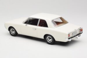 Opel Rekord C Biały Minichamps 1:18 107047001 Metal — zdjęcie 5 z 6