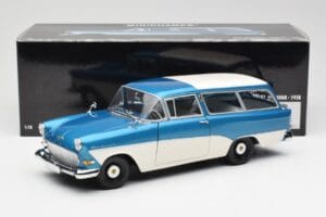 Opel Rekord P1 Caravan Niebieski Metallic Minichamps 1:18 180043210 Metal — zdjęcie 8 z 8