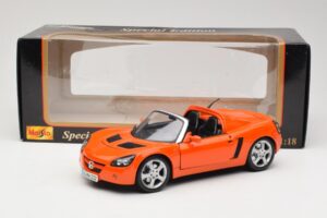 Opel Speedster Pomarańczowy Maisto 1:18 31615 Metal — zdjęcie 8 z 8