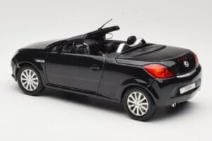 Opel Tigra TwinTop B Czarny Norev 1:18 183600 Metal — zdjęcie 7 z 8