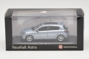 Opel Astra H Blue Metallic Minichamps 1:43 ASTRA004 Metal — zdjęcie 4 z 4