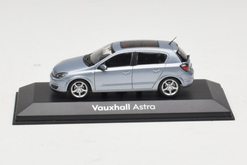 Opel Astra H Blue Metallic Minichamps 1:43 ASTRA004 Metal