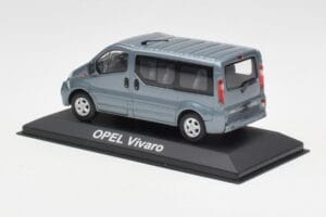 Opel Vivaro A Niebieskoszary Minichamps 1:43 VIVARO001 Metal — zdjęcie 3 z 4