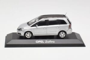 Opel Zafira B Srebrny Minichamps 1:43 1799109 Metal