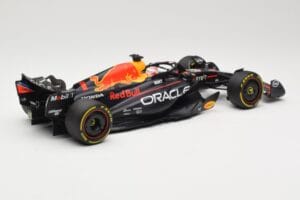 Oracle Red Bull Racing RB19 #1 M. Verstappen Winner Italian GP 2023 Minichamps 1:18 110231501 Metal — zdjęcie 2 z 6