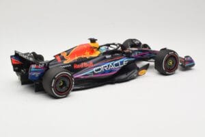 Oracle Red Bull Racing RB19 #1 M. Verstappen Winner Miami GP 2023 Minichamps 1:18 110230501 Metal — zdjęcie 2 z 6