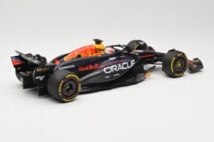 Red Bull Racing RB20 #1 M. Verstappen Winner China GP 2024 Minichamps 1:18 110240501 Metal — zdjęcie 2 z 6