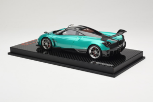 Pagani Huayra BC Green Metallic Yy Model 1:18 REMC020 Żywica — zdjęcie 5 z 7