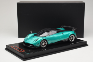 Pagani Huayra BC Green Metallic Yy Model 1:18 REMC020 Żywica — zdjęcie 7 z 7