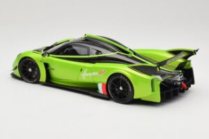 Pagani Huayra R Zielony LCD 1:18 LCD18012-GR Metal — zdjęcie 7 z 8