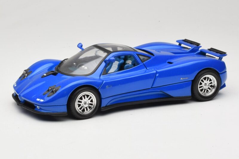 Pagani Zonda C12 Niebieski Solido 1:18 8172 Metal
