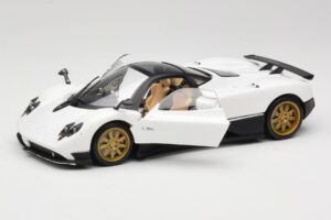 Pagani Zonda F Biały Mondo Motors 1:18 157655 Metal — zdjęcie 2 z 8
