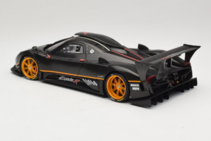 Pagani Zonda R Revolucion Carbon Fiber AUTOart 1:18 78261 Metal — zdjęcie 7 z 8