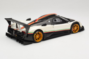 Pagani Zonda R Revolucion Biały AUTOart 1:18 78262 Metal — zdjęcie 3 z 8